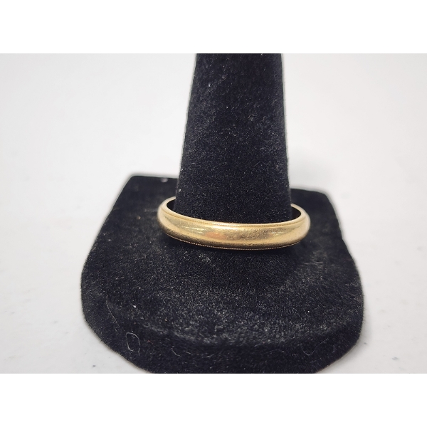 14K Yellow Gold Men's Band Ring - Size 12 - Total Weight: 3.7g