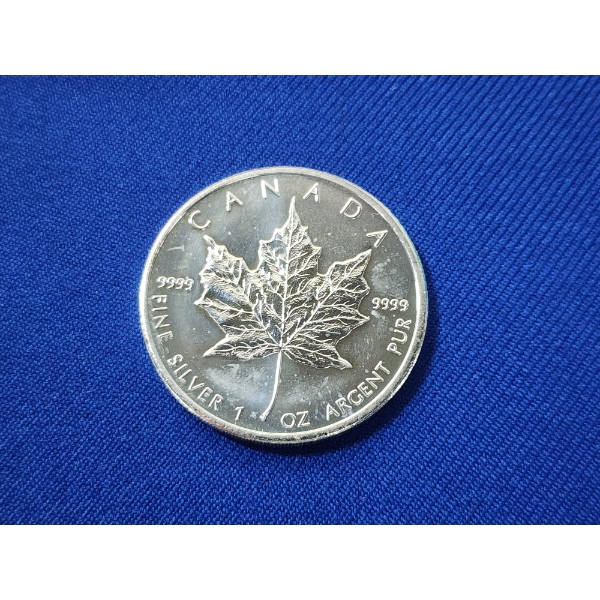 2008 Canadian Maple Leaf 1 oz .9999 Fine Silver Coin
