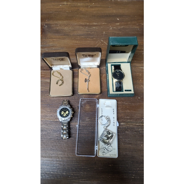 Helbros Quartz Wrist Watch, Titanium Watch, Keychains & Key Ring Pill Box