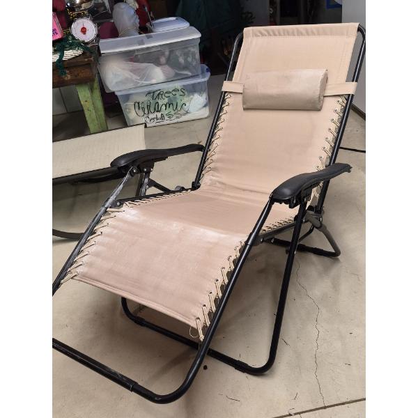 Louisville Home Pickup - EXCELLENT OUTDOOR ADJUSTABLE CHAISE LOUNGE / RECLINER - PERFECT CONDITION

