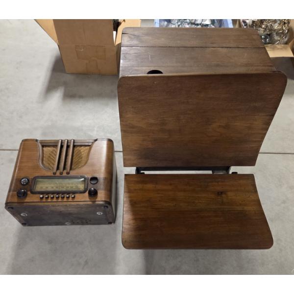 *Pick Up At Mantua Home-No Shipping Available* Outstanding Condition Vintage Wooden Student Desk & T