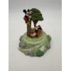 Image 7 : Disney Collectibles - Mickey Mouse - Mickey & Minnie Picking apples figurines in glass dome - Mickey