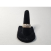 Image 1 : Gorgeous 14K Gold Ring with Flower Details - Size 7 - Total Weight: 5.8g