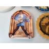 Image 2 : Lot of Elvis Presley Collectibles: Clocks, Frisbee, Dish, Figurine 