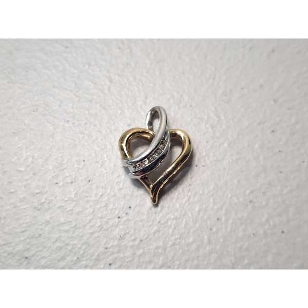 Two-Tone 10K Gold Heart Pendant - Total Weight: 2.2g