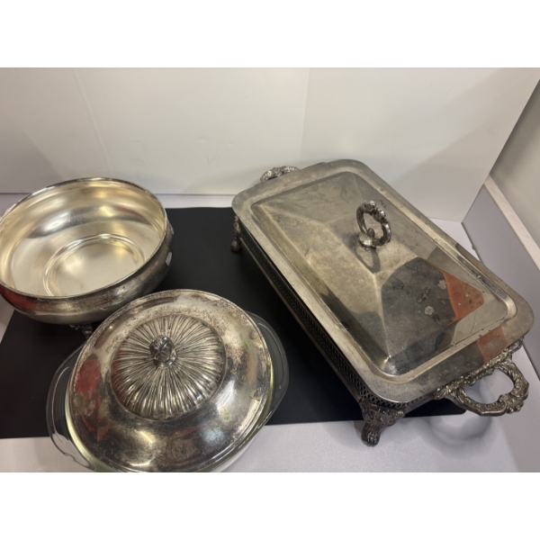 Silver-plated dishes with glass dishes - 4 Silver-plate - 2 Glass Dishes - Serving Platter & Bowl 