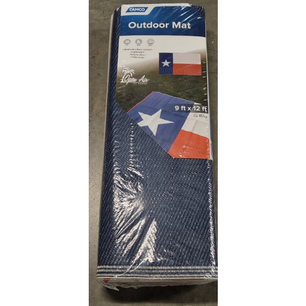 HUGE Brand New Camco Patriotic Reversable Mat 9' x 12' Feet - Perfect For RV's & Camping