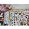 Image 8 : Large Assortment of Costume Jewelry Over 100 Pieces - Including Cosmetic Bag and Jewelry Box