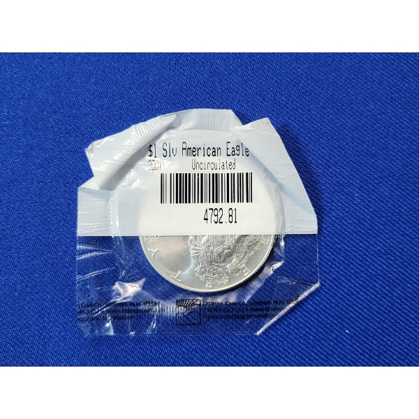 2001 $1 Silver American Eagle Uncirculated - 1 oz Fine Silver Coin