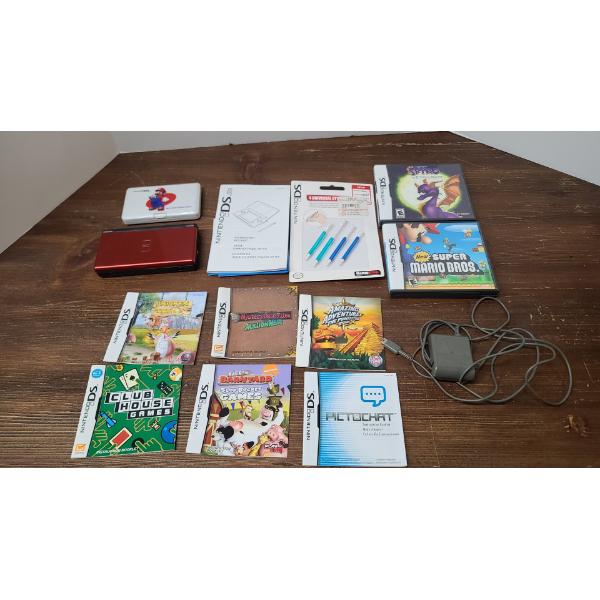 Nintendo DS, Nintendo Stylus Pens, (7) DS Games, Manual & Power Cord 
