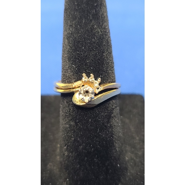 Women's Open Settings 10K Gold Ring - Size: 4 - Weight: 3.0g