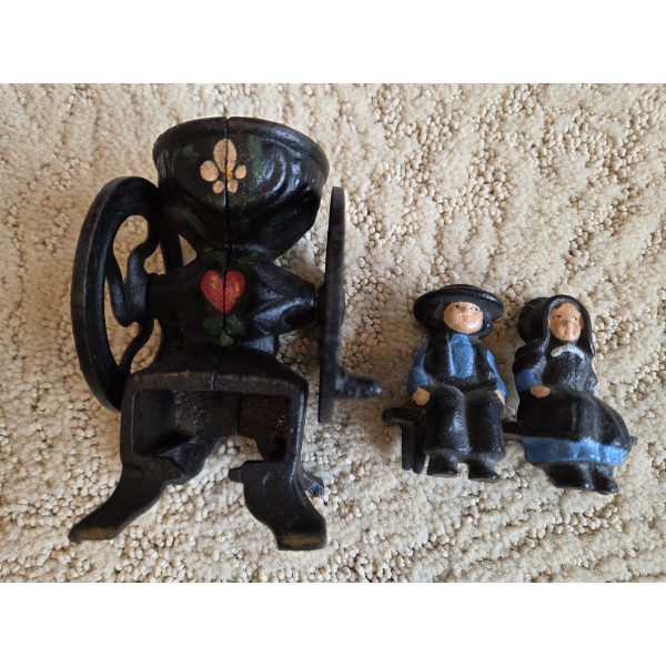*Pick Up At Mantua Home-No Shipping Available* Collectable Rare Vintage 3 Piece Set & Cast Iron Coin