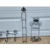 Image 3 : Three Hanging Metal Decor Items: Coat Rack, Plate Holders