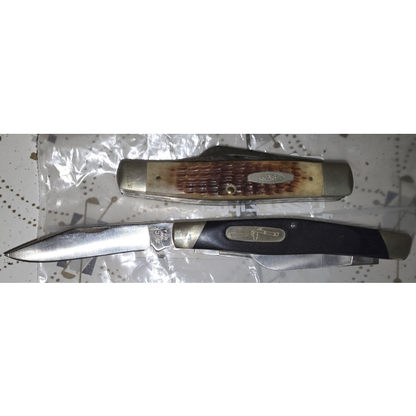 2 Pocket Knives - Case and Buck