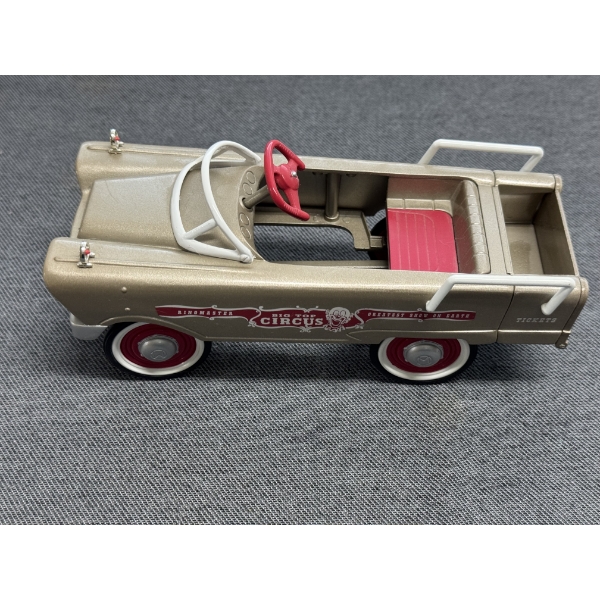 Hallmark "1961 Circus Car" (QHG9014) 7" Kiddie Car Classics - Mint Condition