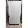 Image 2 : Louisville Home Pickup - Fridgidaire Upright White Freezer  30 W x 62 Tall - Excellent See pics