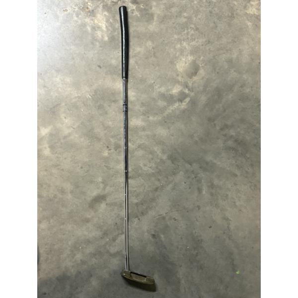 PING Karsten Craz-E putter and its corresponding headcover.  - ~37 inches 