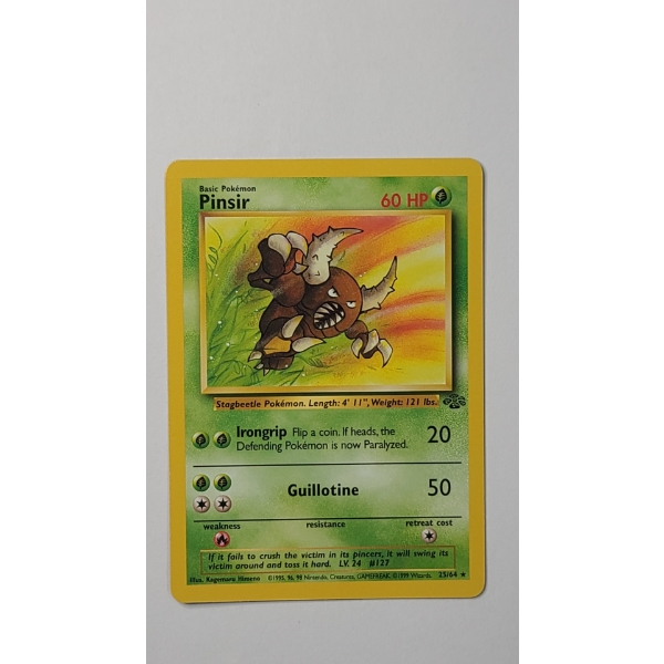 1999 Pinsir #25/64 (Non-Holo) Rare Pokemon Trading Card From The Jungle Set - Near Mint Condition