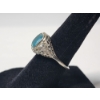 Image 2 : Vintage-Style 14K White Gold Ring with Large Blue Gemstone - Size 6 - TW: 2.2g