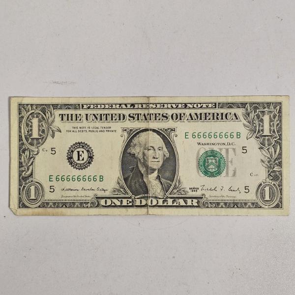 Solid 6 Series 1988 United States 1 Dollar Federal Reserve Note