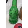 Image 8 : Vintage Salt & Pepper Shakers, Silverplate Beverage Pitcher & More