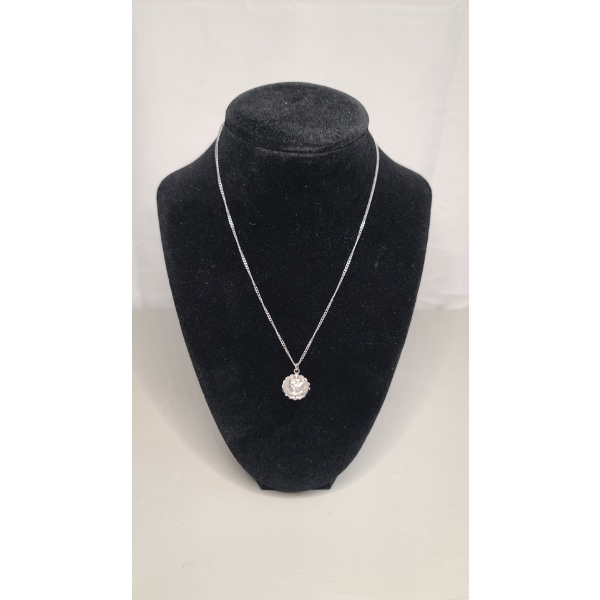  Catamore Sterling Silver 1964 World's Fair Vatican Pavilion Pieta Pendant With NON-Sterling Chain