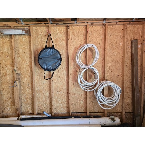 3 Hoses of Varying Lengths & Popup Trash Can