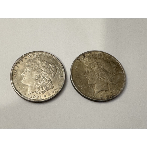 1921 & 1922 United States Silver Dollar Lot - Morgan & Peace Dollars - Incredible Lot