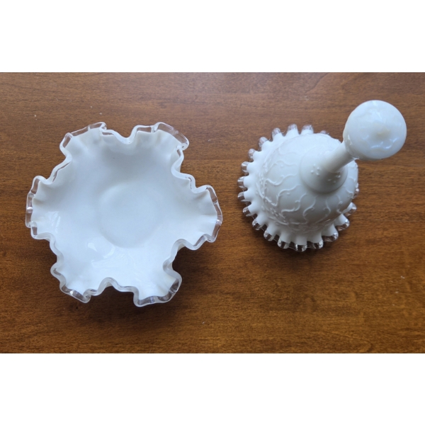 PICKUP IN CANTON - Vintage Milk Glass Dish And Bell In Beautiful Condition 