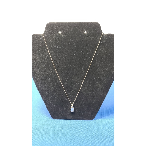 Sterling Silver Necklace With White Stone - Total Weight: 2.0g