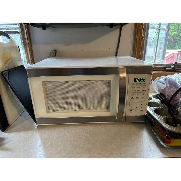 Hamilton Beach Microwave