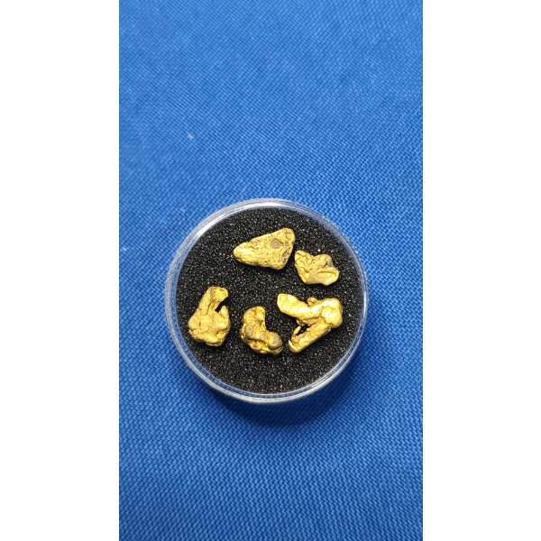 Small Gold Nuggets - Weight: 3.4g