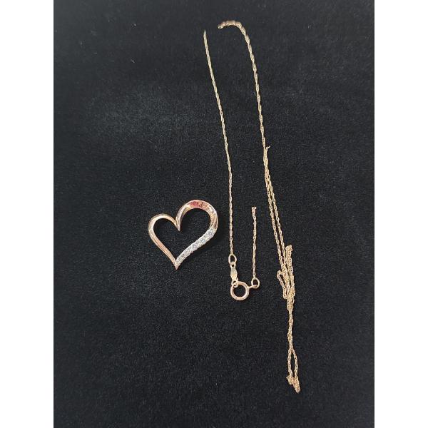 Beautiful 10K Rose Gold Heart Pendant with Diamonds & 10K Chain TW: 1.6g