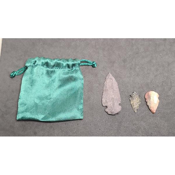 (3) Assorted Arrowheads 