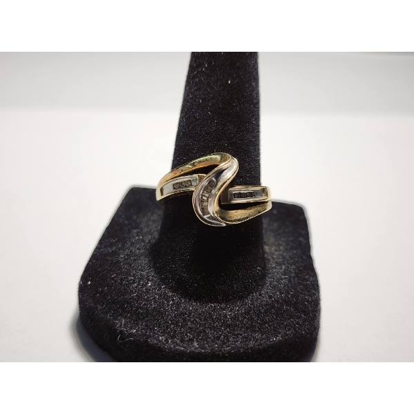 10K Gold Cocktail Ring, Size 7.5, Total Weight 3.1g