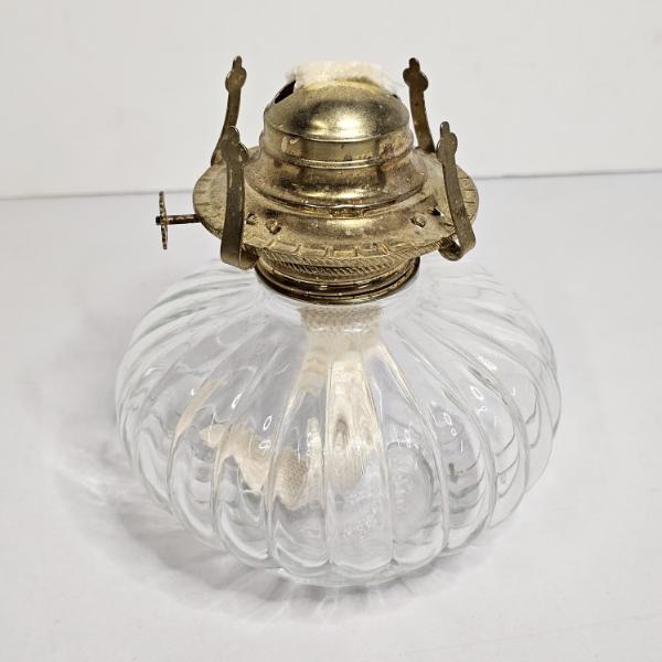 Vintage Lamplight Farms #330 Ellipse Clear Glass Kerosene Oil Lamp