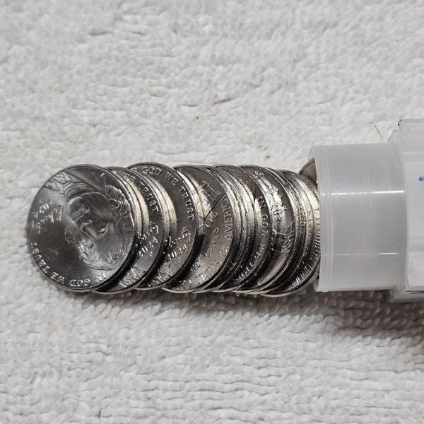 Brilliant Uncirculated 2024-P Jefferson Monticello Nickel Coins in Plastic Tube FV: $2.00