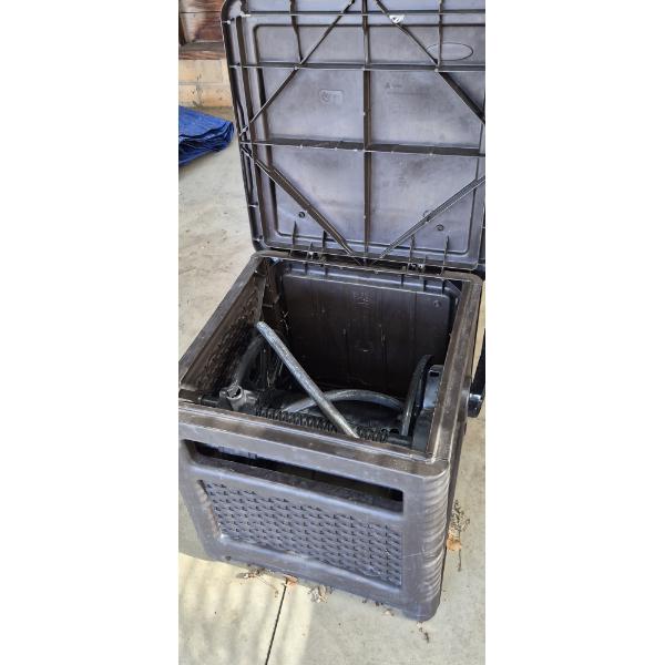 PICKUP IN CANTON - EXCELLENT RUBBER MADE WIND UP GARDEN HOSE STORAGE BOX - SEE PICS