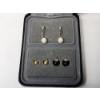 Image 2 : Unique Set of 14K Gold Hoop Earrings With Additional Stones - Total Weight: 3.6g / Earrings: 0.7g 