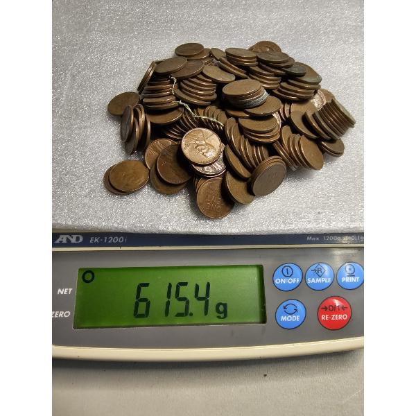 Lot of Assorted Wheat Pennies (615g) - AFV: $1.97