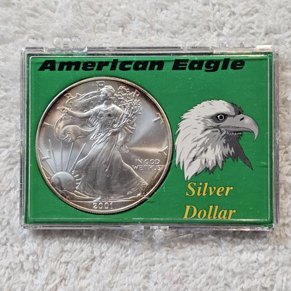 2001 1 Troy Oz. .999 Fine Silver American Eagle Round