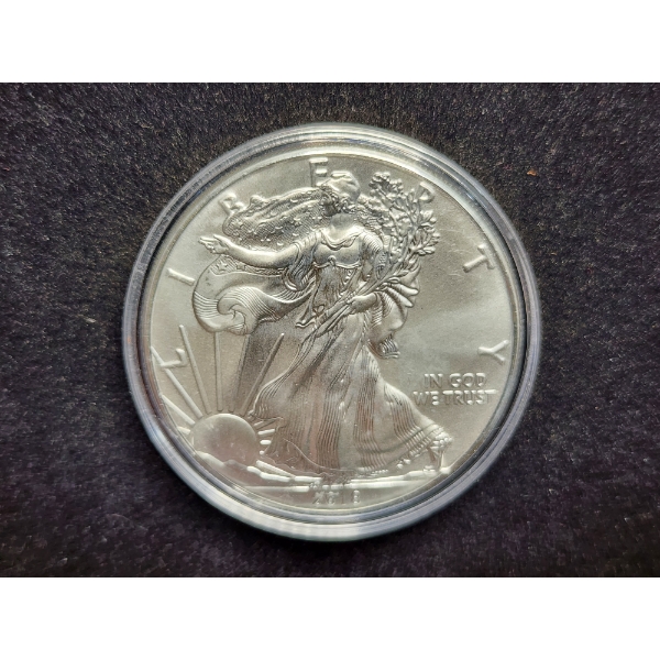 1 Oz .999 Fine Silver 2018 American Eagle Round in Capsule Protector