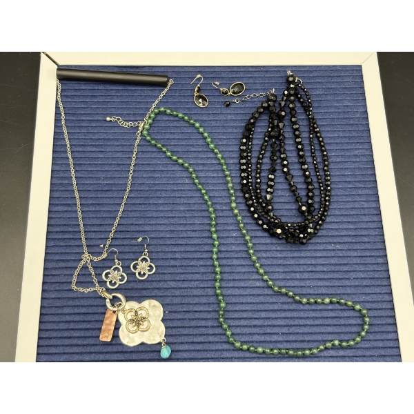 Costume Jewelry - Necklace & Earring Sets (2) & Green Beaded Necklace - Gorgeous