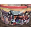 Image 6 : 11" Lionel Train Tin with 