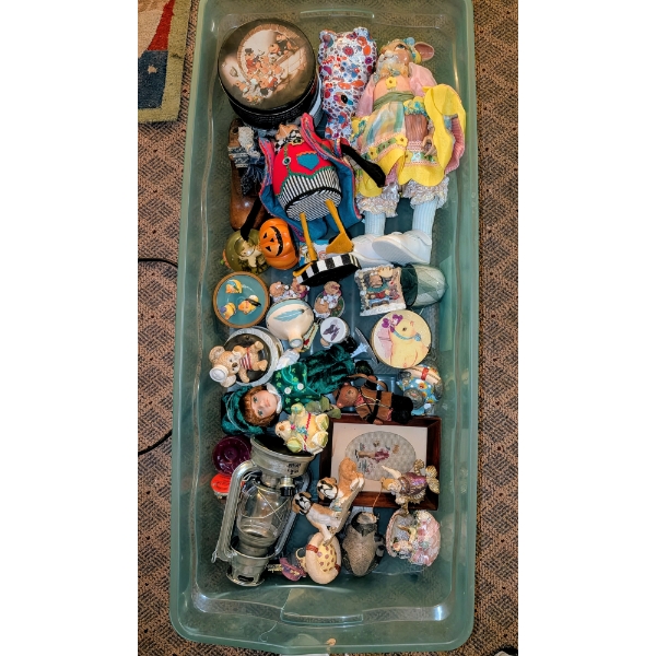 Under Bed Storage Tote Full Of Home Decor