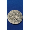 Image 1 : 2022 "The Witcher" Niue 2 Oz 999 Fine Silver $5 Coin With Antique Finish & Selective Gold Plating