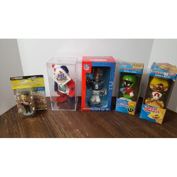 (5) Collectible Piece Lot Including MLB Beanie Baby & Donovan McNabb Bobble Head