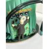 Image 7 : 3 Wizard of Oz Collectible Figures - Dorothy at the Salon - Dorothy's House 