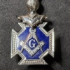 Image 4 : Elgin Pocket Watch with Chain, Folding Knife and Masonic Charm
