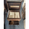 Image 2 : Vintage Wooden Stool With Hidden Jewelry Storage Area 15"x25"